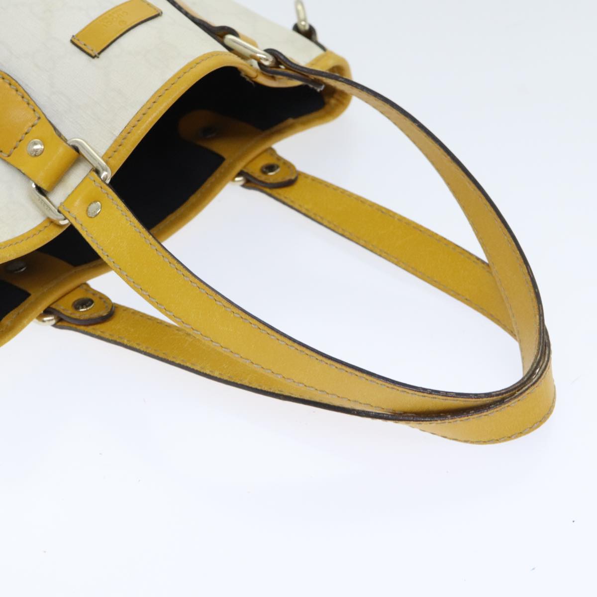 Gucci Gg Supreme White Leather Tote Bag ()