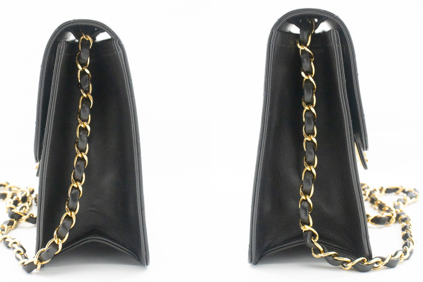 Chanel Black Leather Shoulder Bag ()