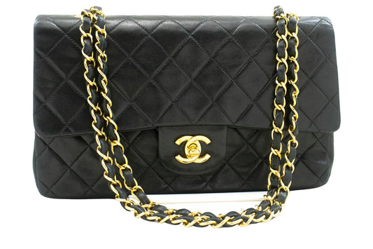 Chanel Black Leather Shoulder Bag ()