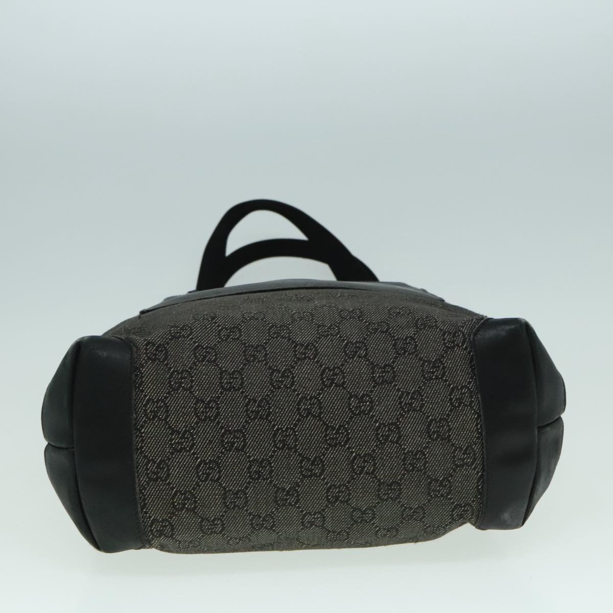 Gucci Black Canvas Shoulder Bag ()