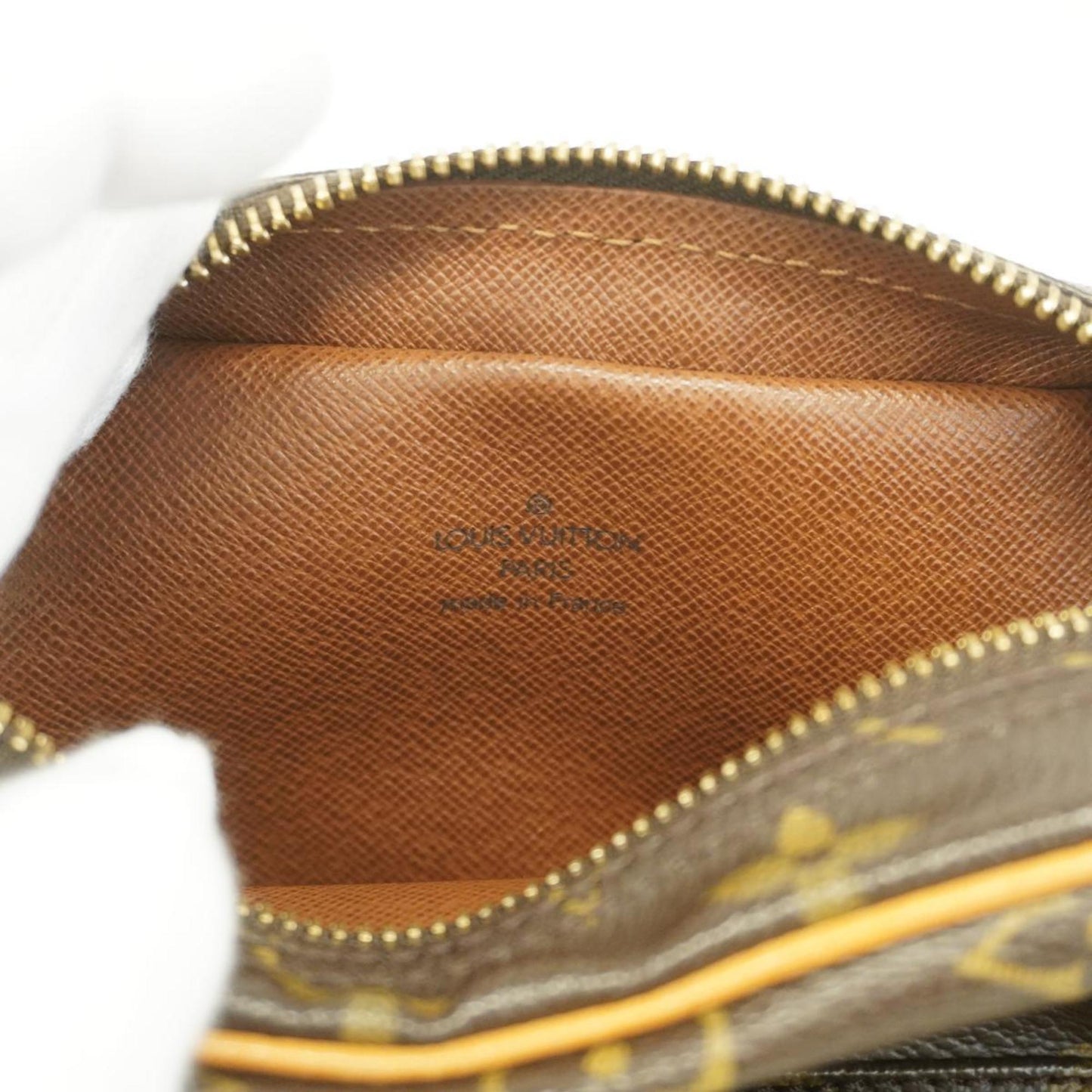 Louis Vuitton Amazon  Canvas Shoulder Bag ()