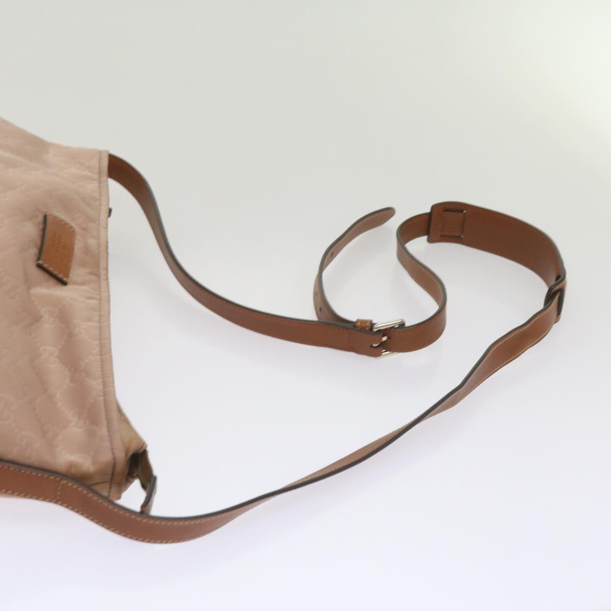 Gucci Gg Nylon Pink Synthetic Shoulder Bag ()