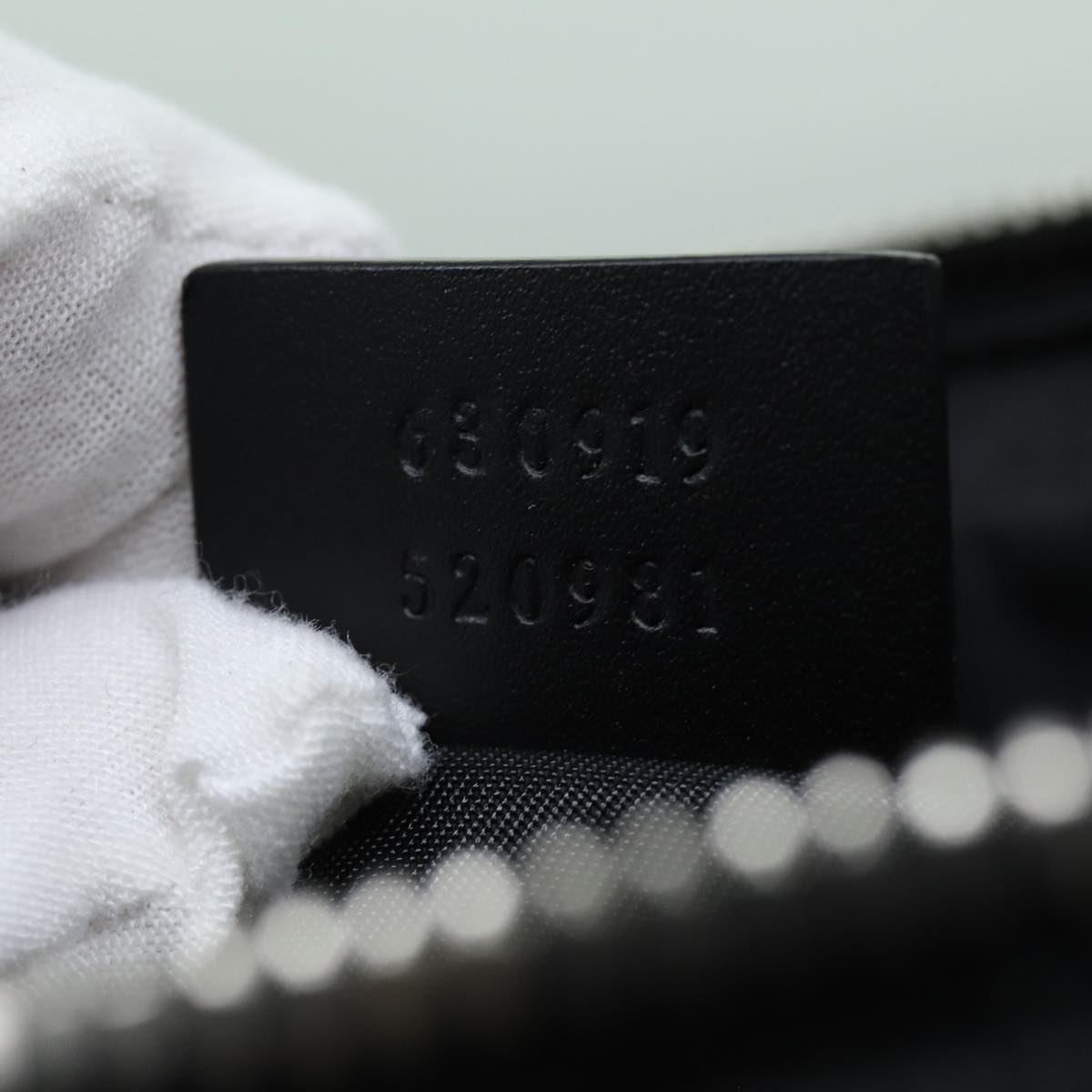 Gucci Black Canvas Shoulder Bag ()