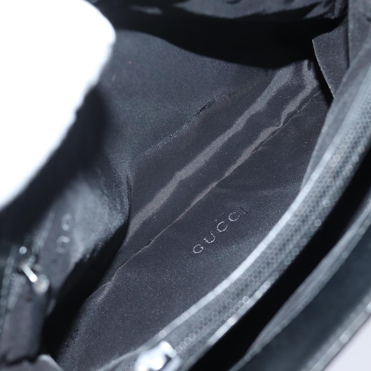 Gucci Black Synthetic Handbag ()