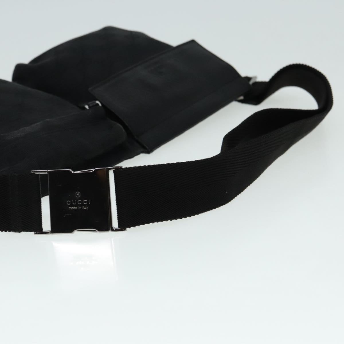 Gucci Black Canvas Shoulder Bag ()
