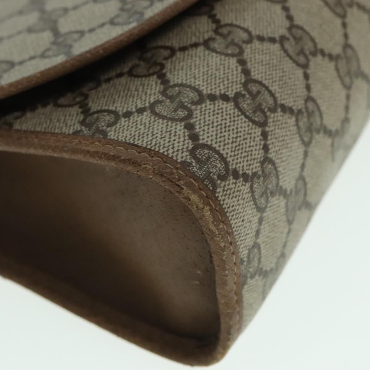 Gucci Beige Canvas Clutch Bag ()