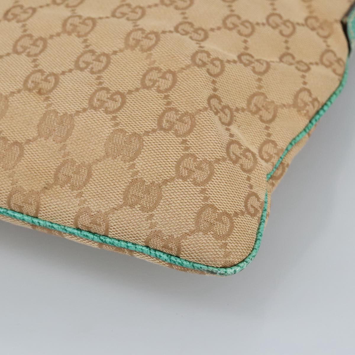 Gucci Beige Canvas Shoulder Bag ()