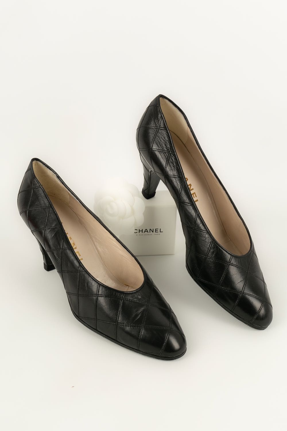 Escarpins en cuir Chanel