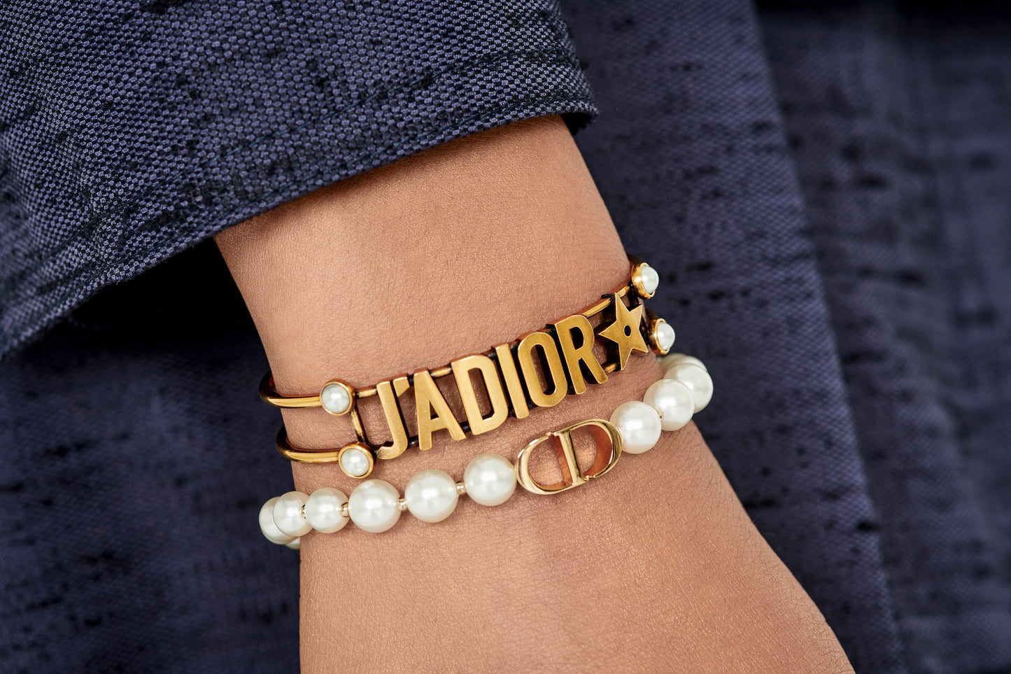 30 Montaigne Bracelet • Gold-Finish Metal and White Resin Pearls