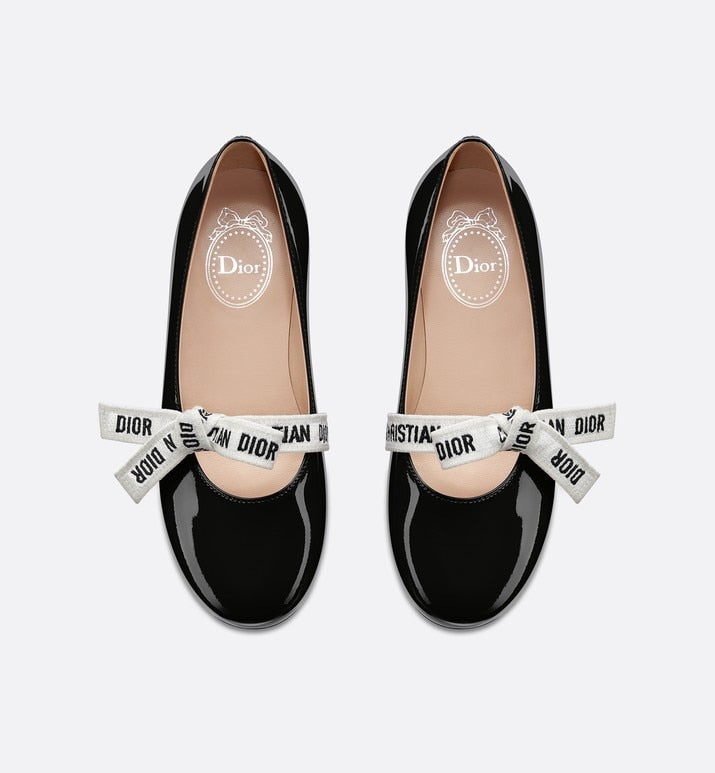 Ballerina Flat • Black Patent Calfskin