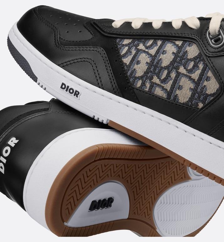 B27 Low-Top Sneaker • Black Smooth Calfskin with Beige and Black Dior Oblique Jacquard