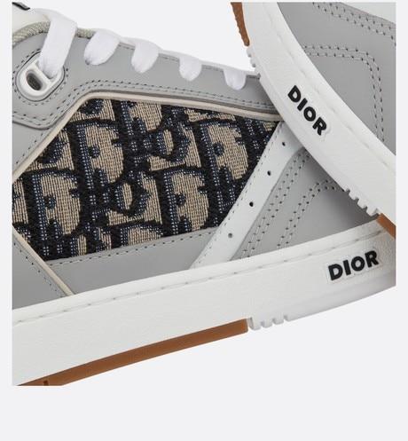 B27 Low-Top Sneaker • Gray and White Smooth Calfskin with Beige and Black Dior Oblique Jacquard