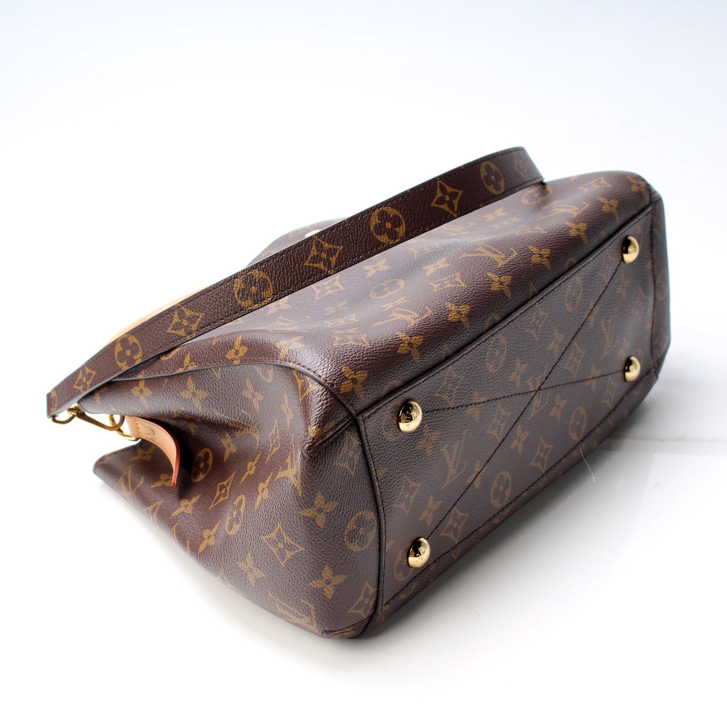 Montaigne MM Monogram