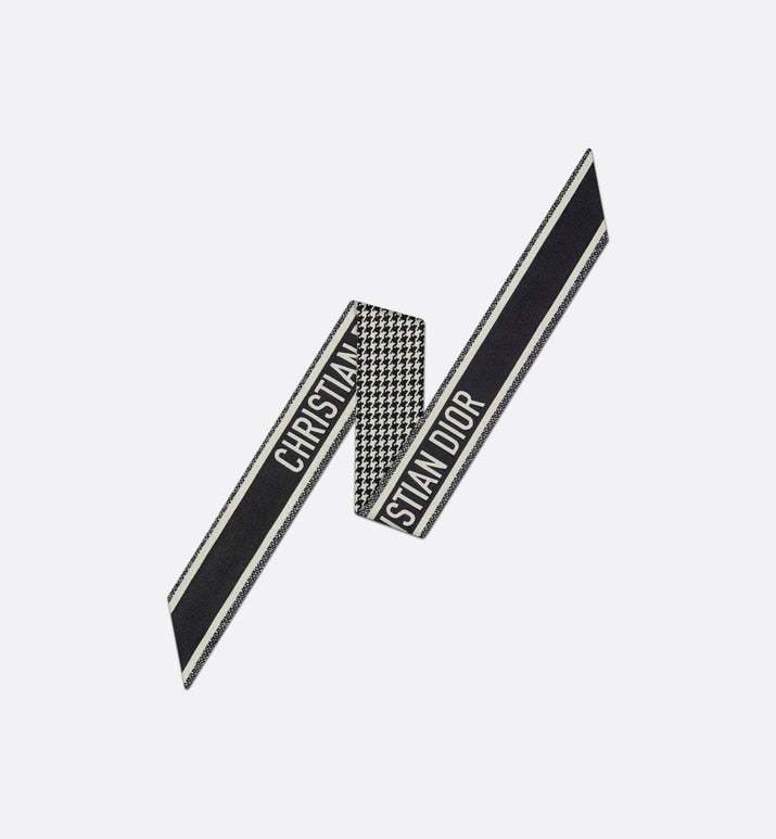 30 Montaigne Mitzah Scarf • Black and White Silk Twill