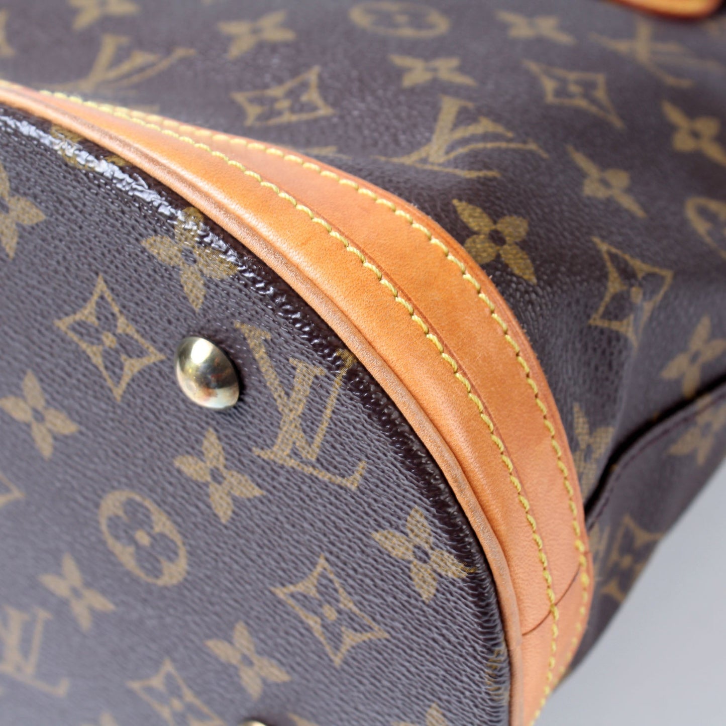 Petit Bucket W/ Pouch Monogram