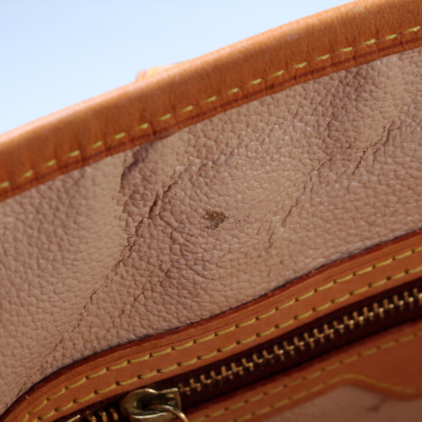 Petit Bucket W/ Pouch Monogram