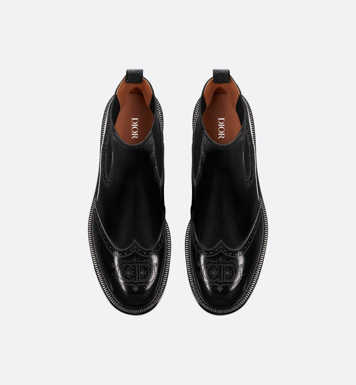Dior Evidence Chelsea Boot • Black Polished Calfskin