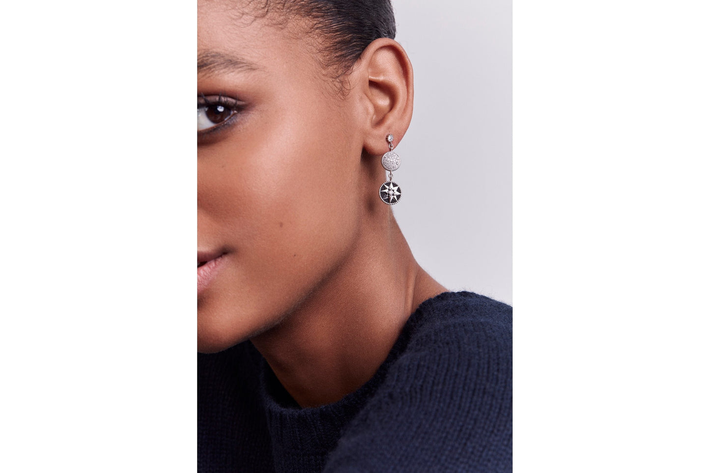 Rose Des Vents Earrings • 18K White Gold, Diamonds and Onyx