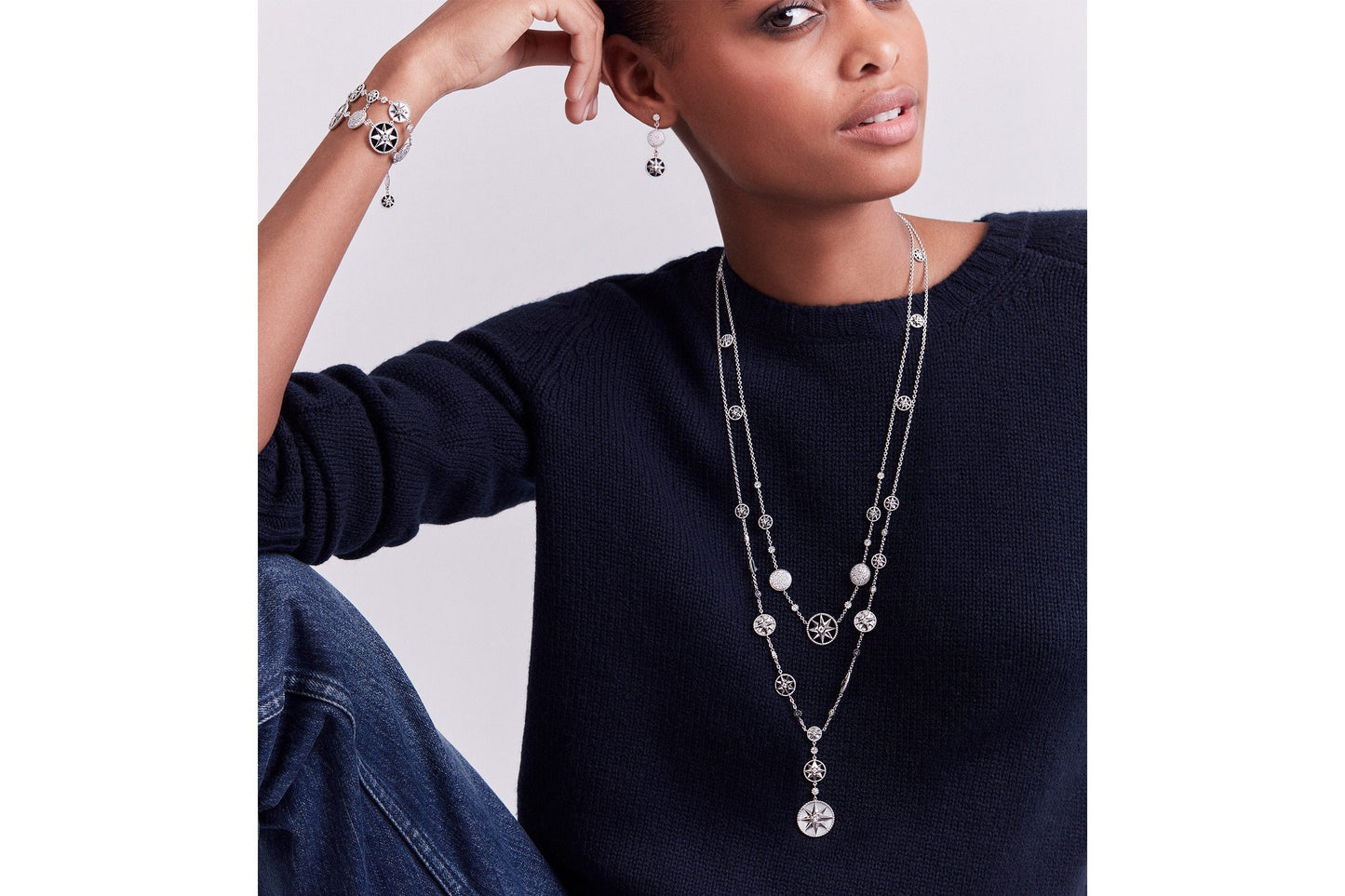 Rose Des Vents Long Necklace  • 18K White Gold, Diamonds, Mother-of-Pearl and Onyx