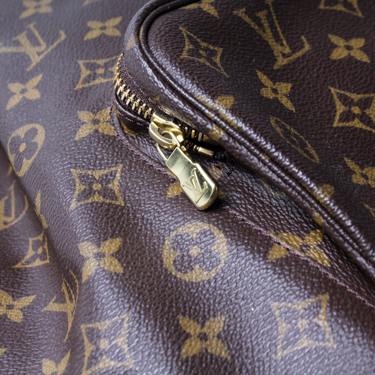 Montouris GM Monogram