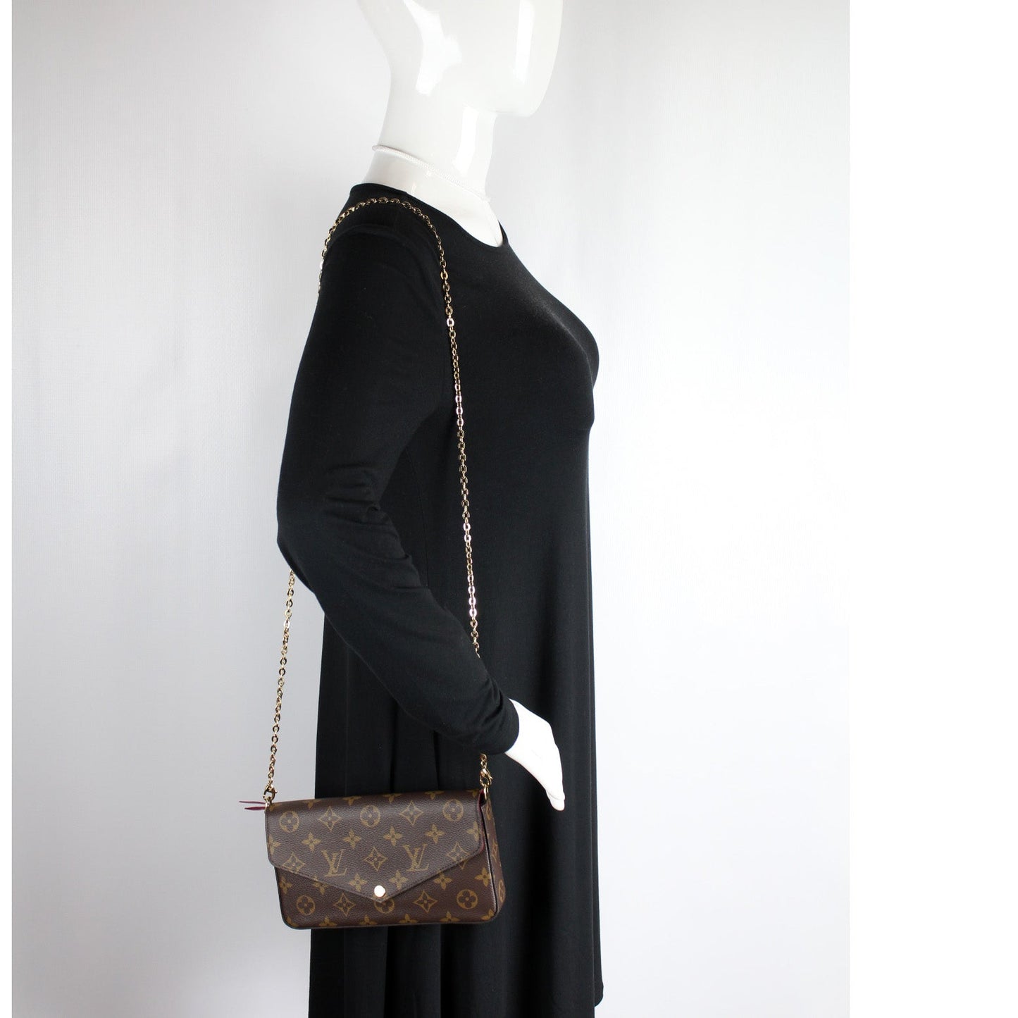 Pochette Felicie Monogram