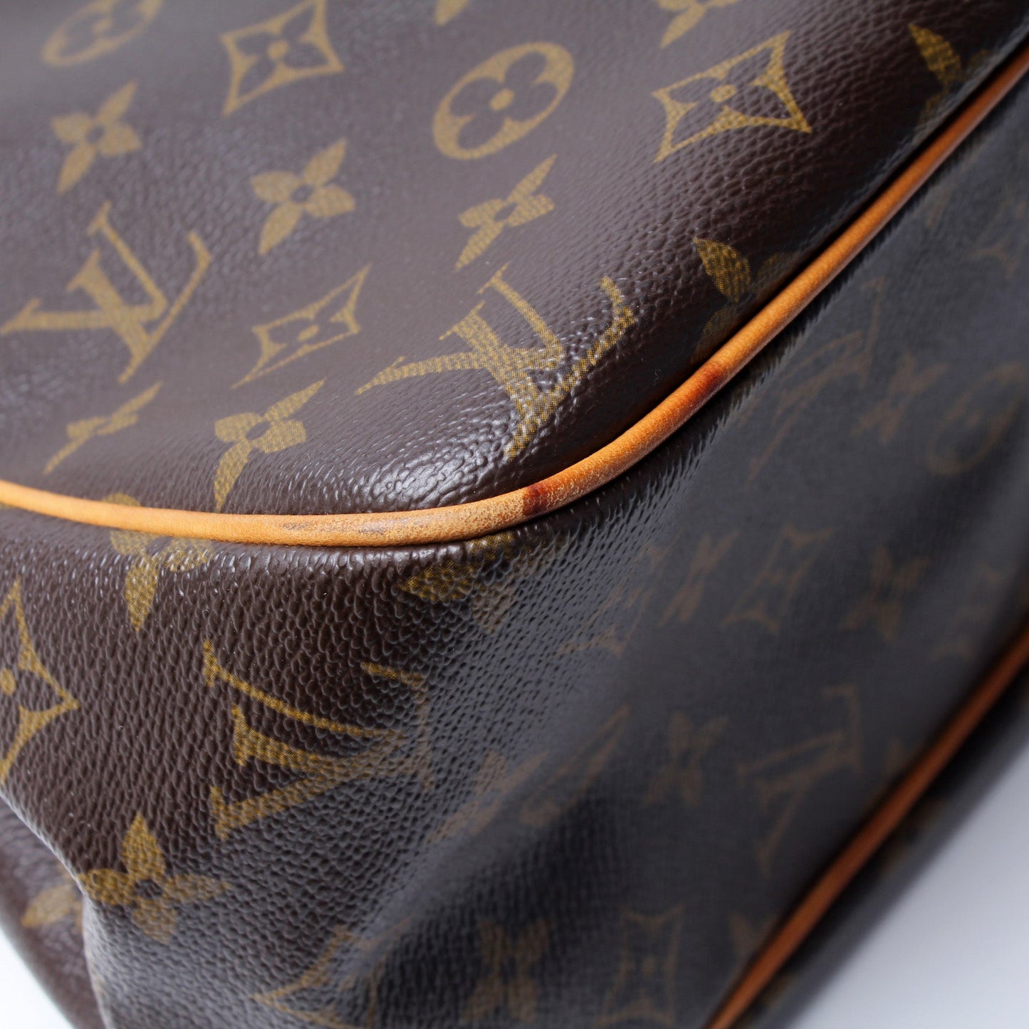 Batignolles Horizontal Monogram