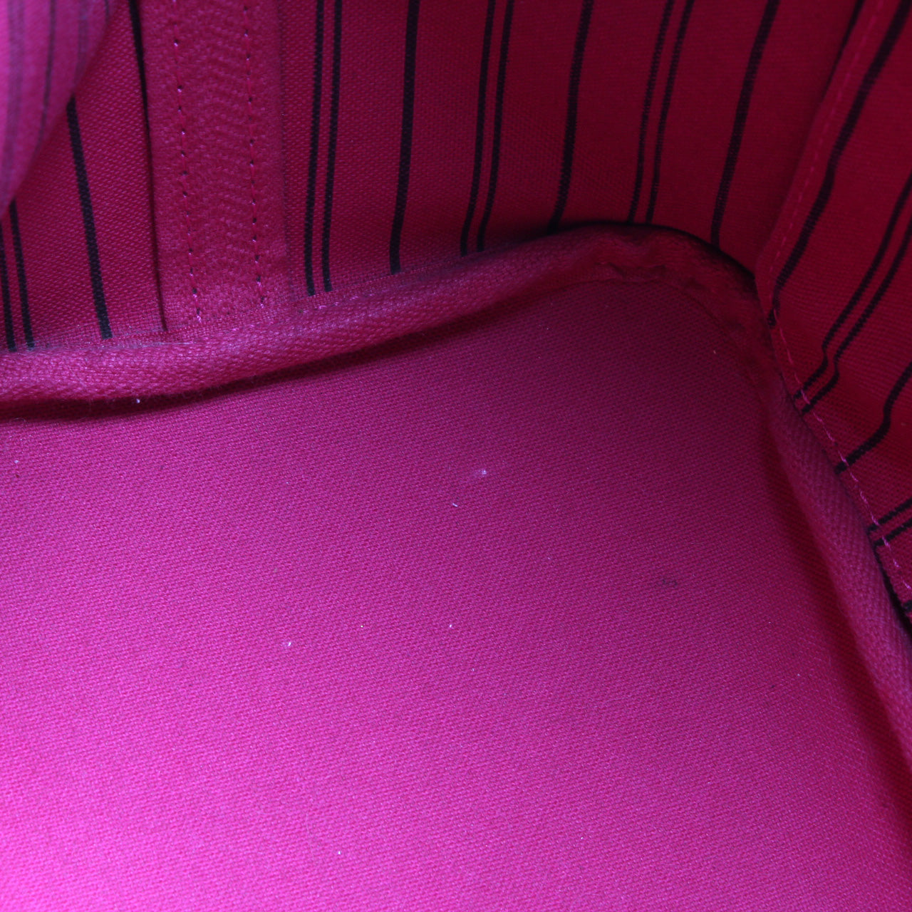 Neverfull MM Monogram