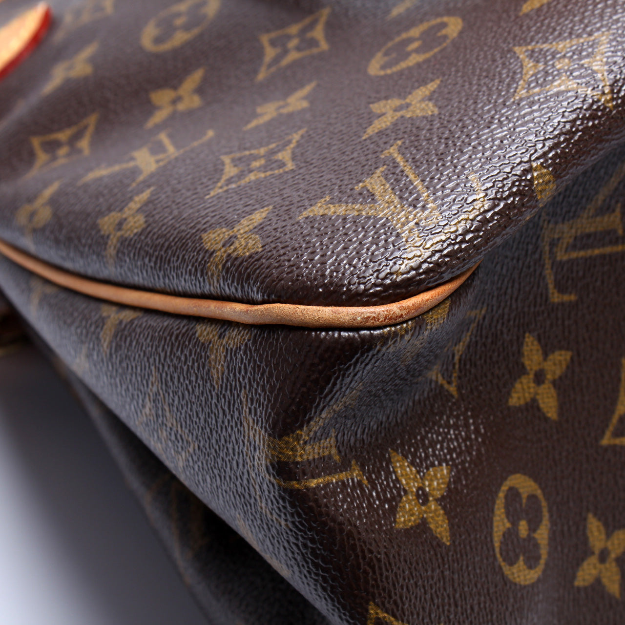 Batignolles Horizontal Monogram