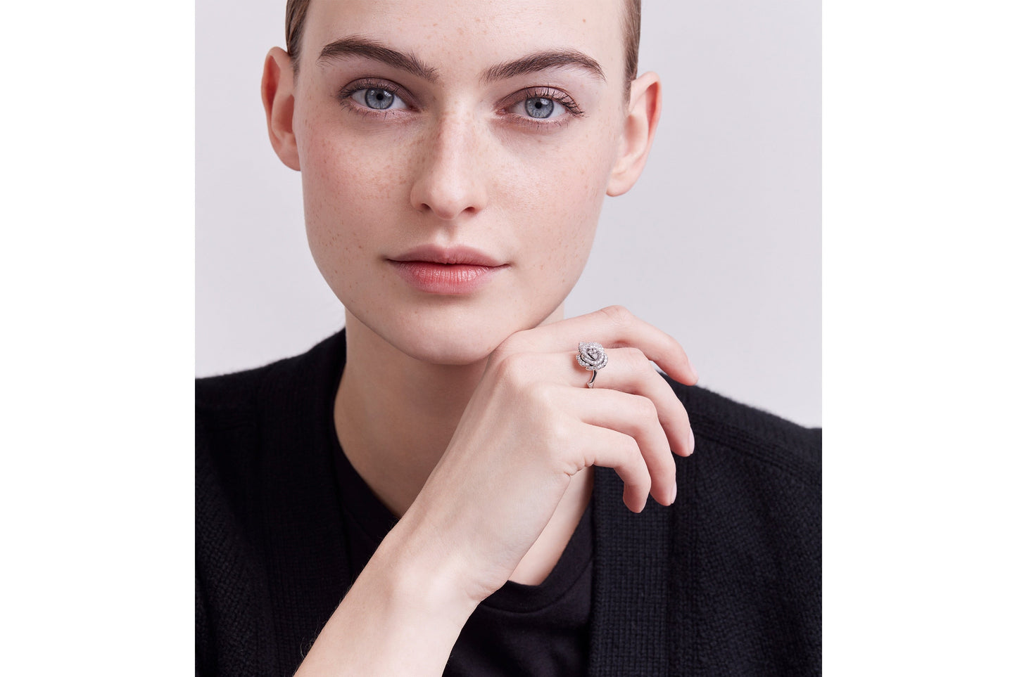 Small Rose Dior Bagatelle Ring • 18K White Gold and Diamonds