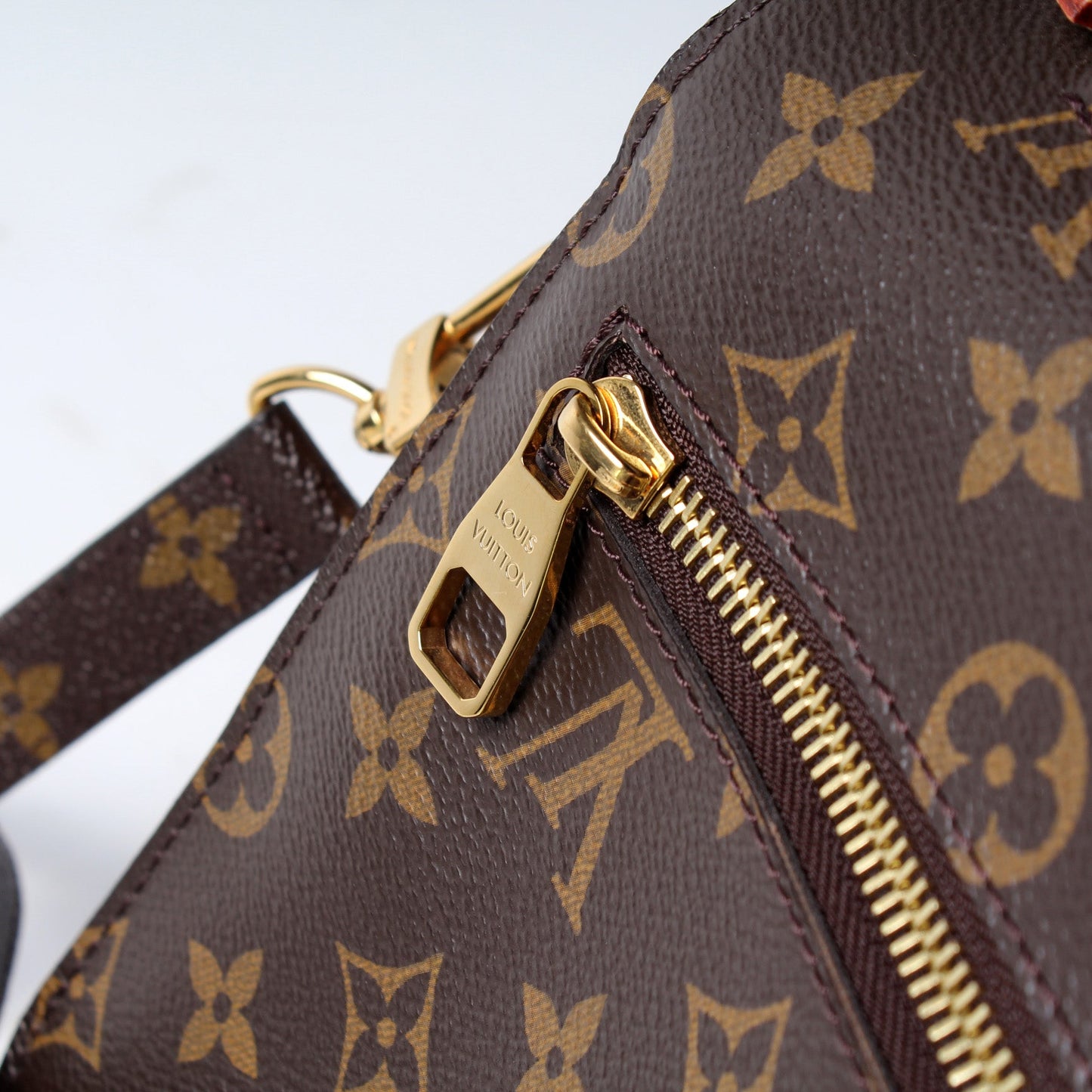 Pochette Metis Monogram