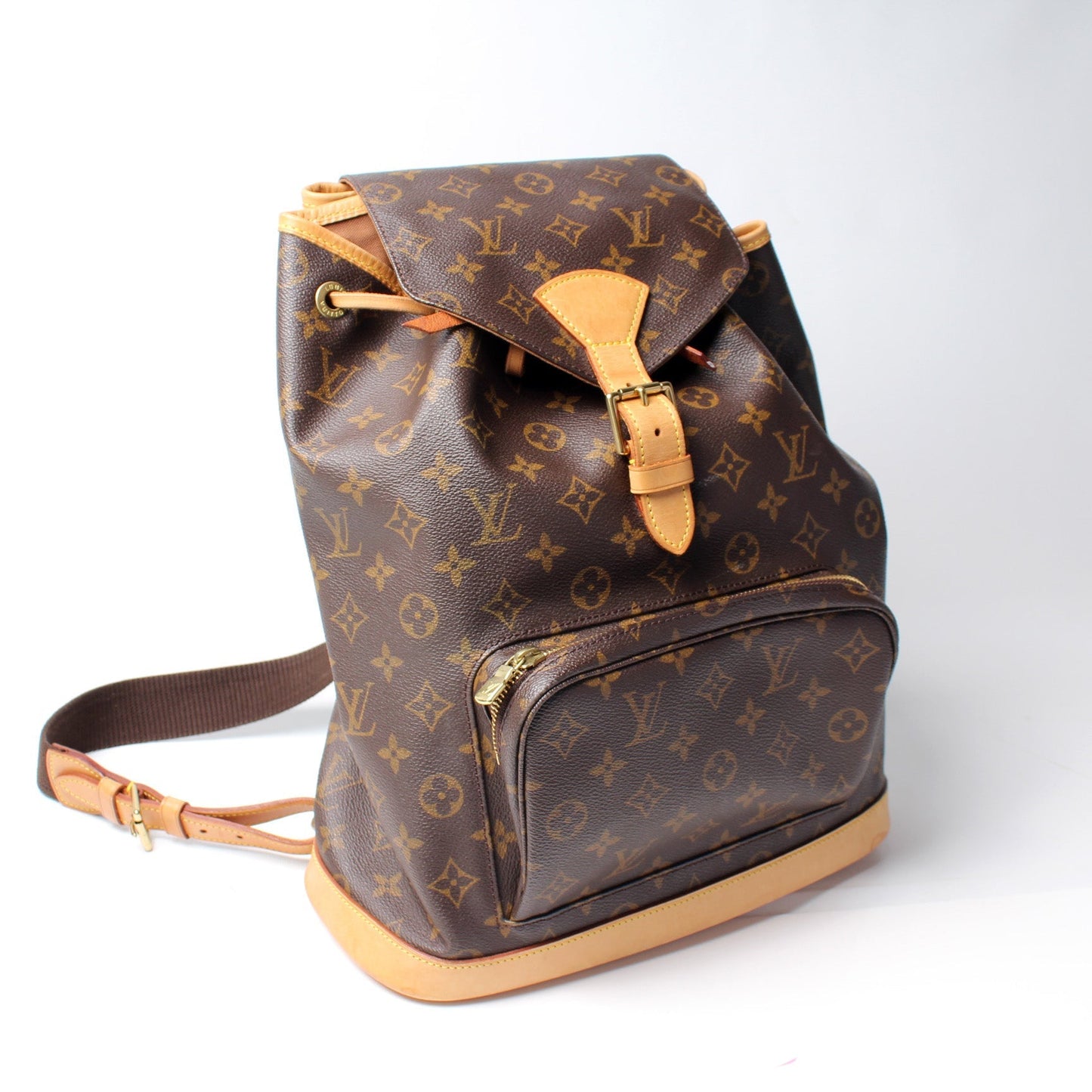 Montsouris GM Monogram