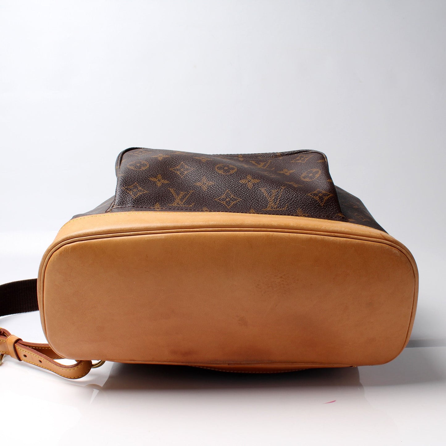 Montsouris GM Monogram