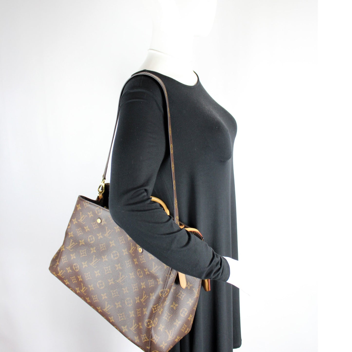 Montaigne GM Monogram