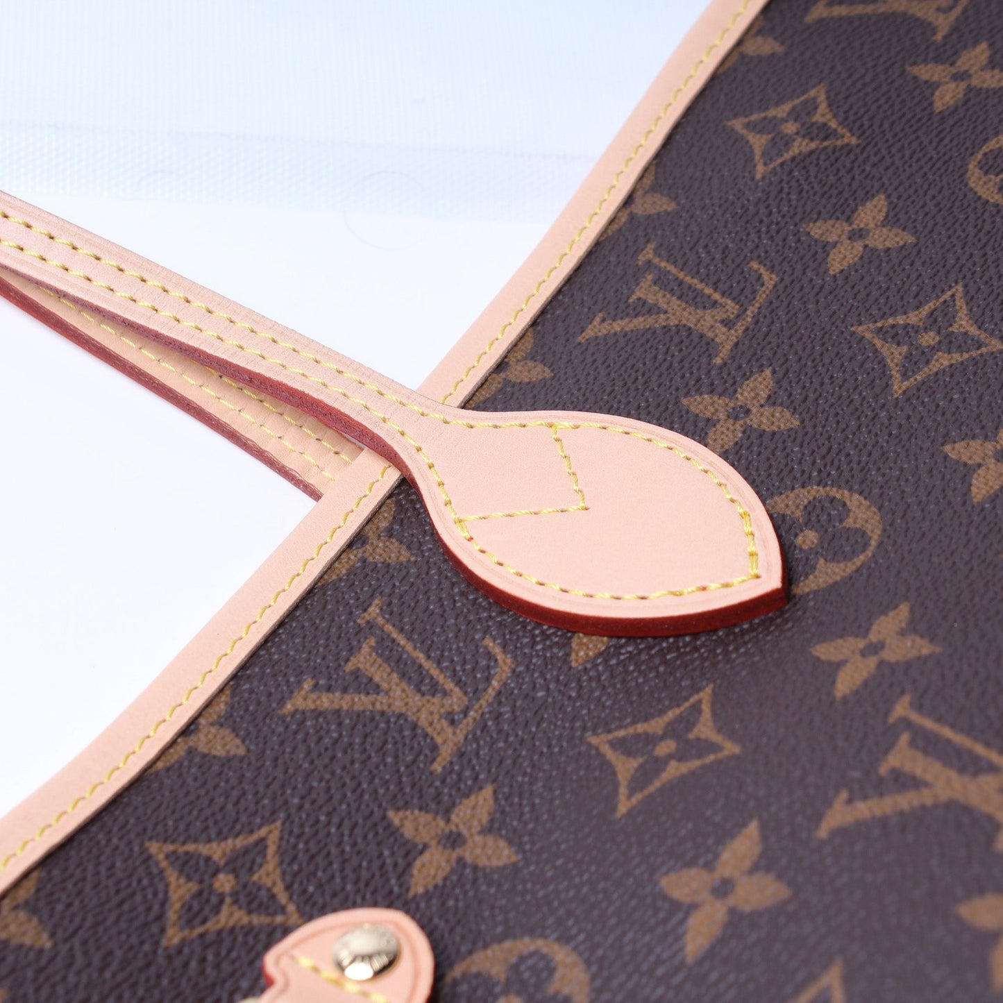 Neverfull MM Monogram