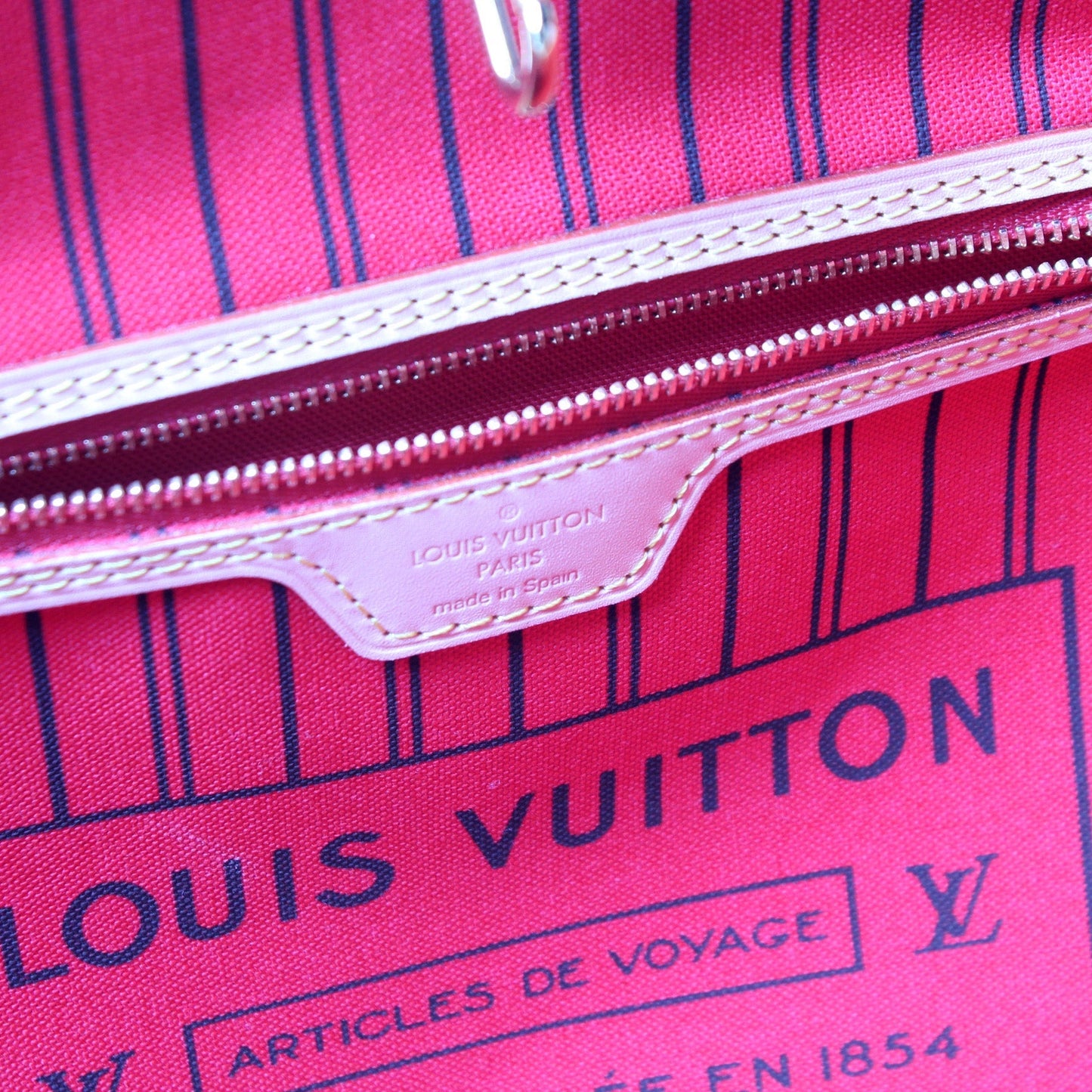 Neverfull MM Monogram