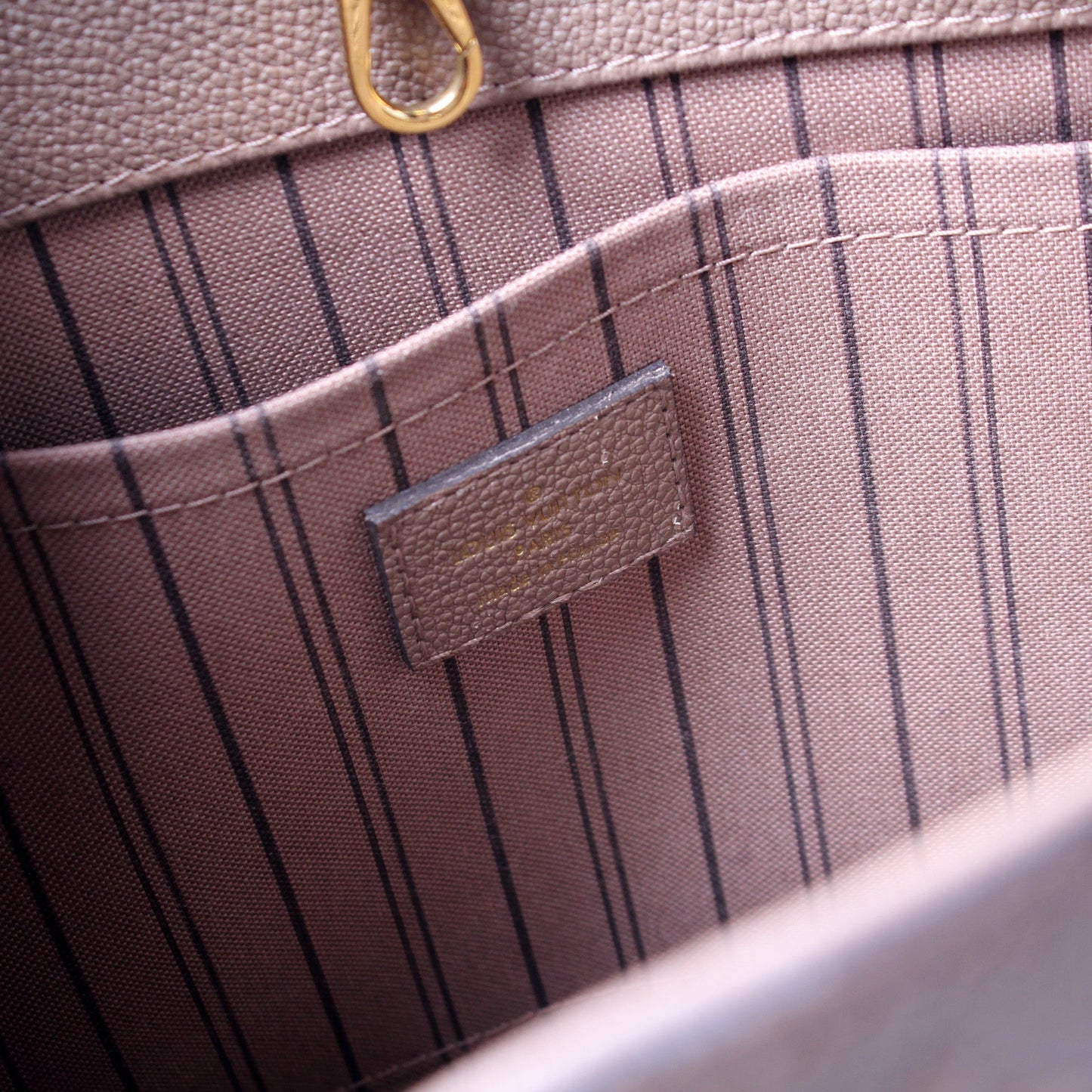 Montaigne MM Empreinte