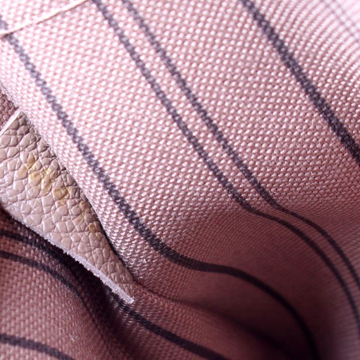 Montaigne MM Empreinte