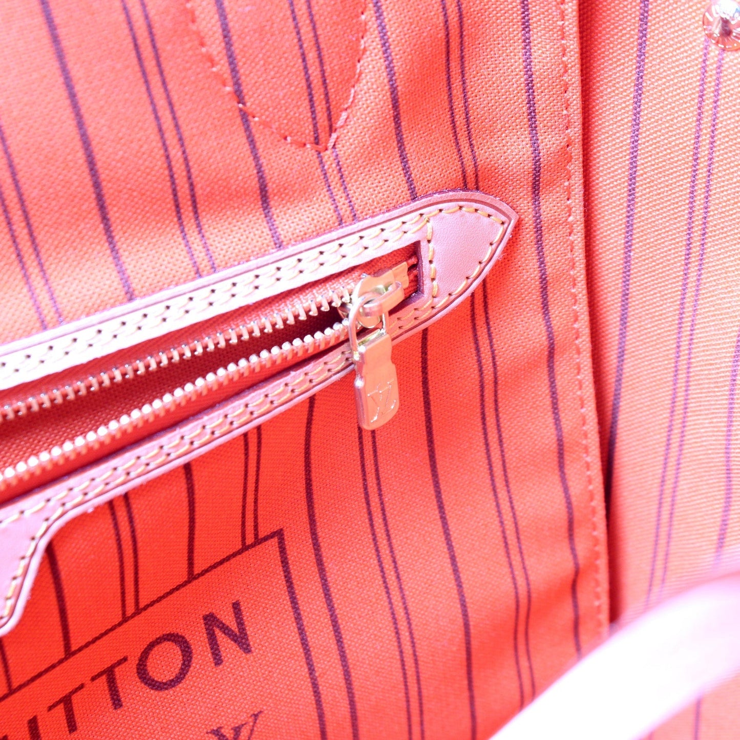 Neverfull MM Monogram