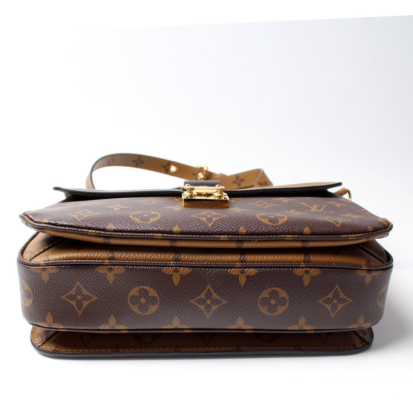 Pochette Metis Reverse Monogram