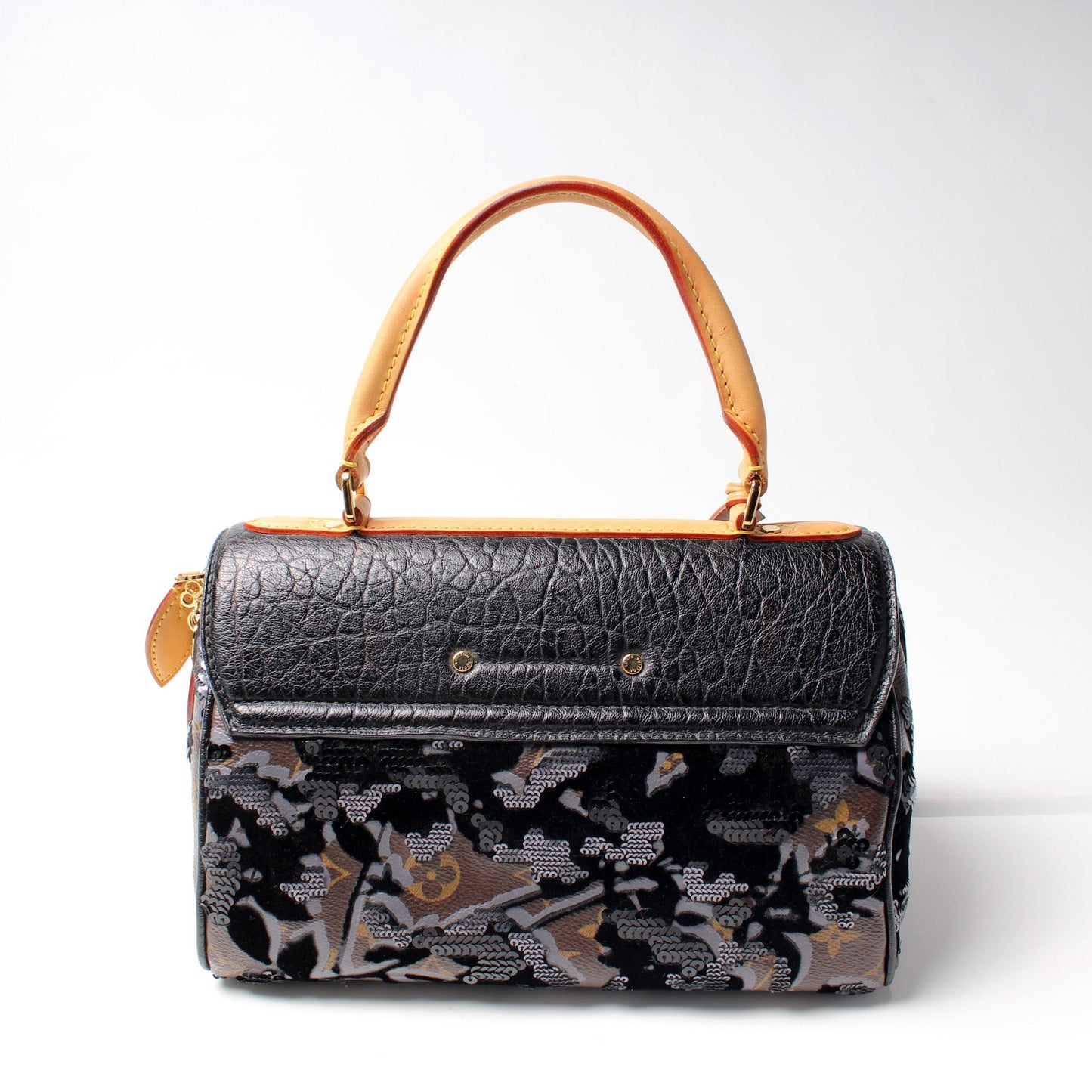 Carrousel Fleur De Jais Monogram