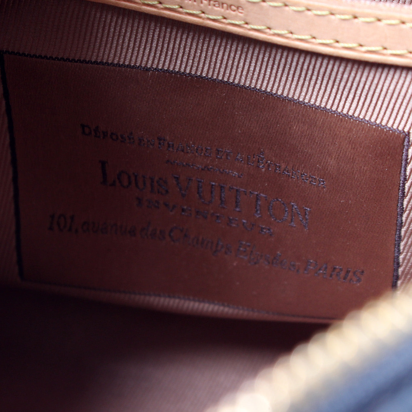 Carrousel Fleur De Jais Monogram