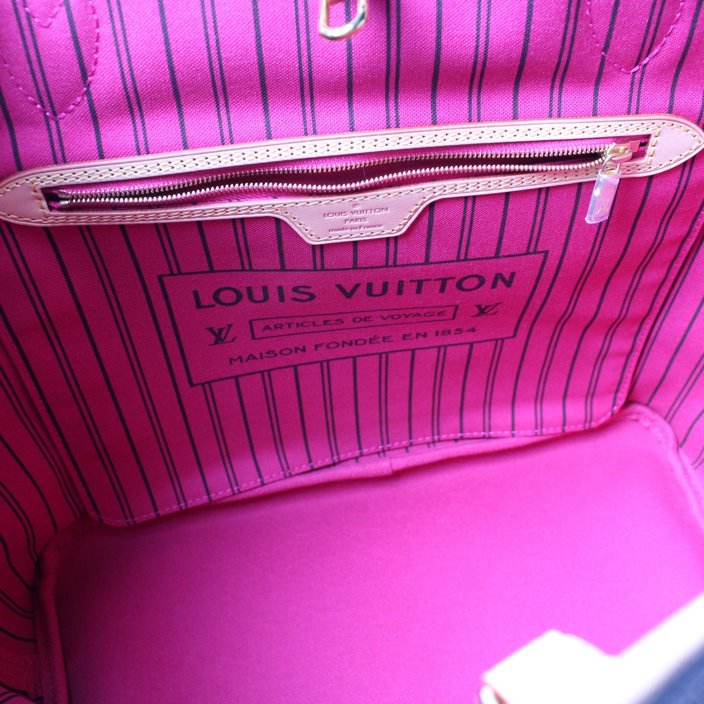 Neverfull MM Monogram