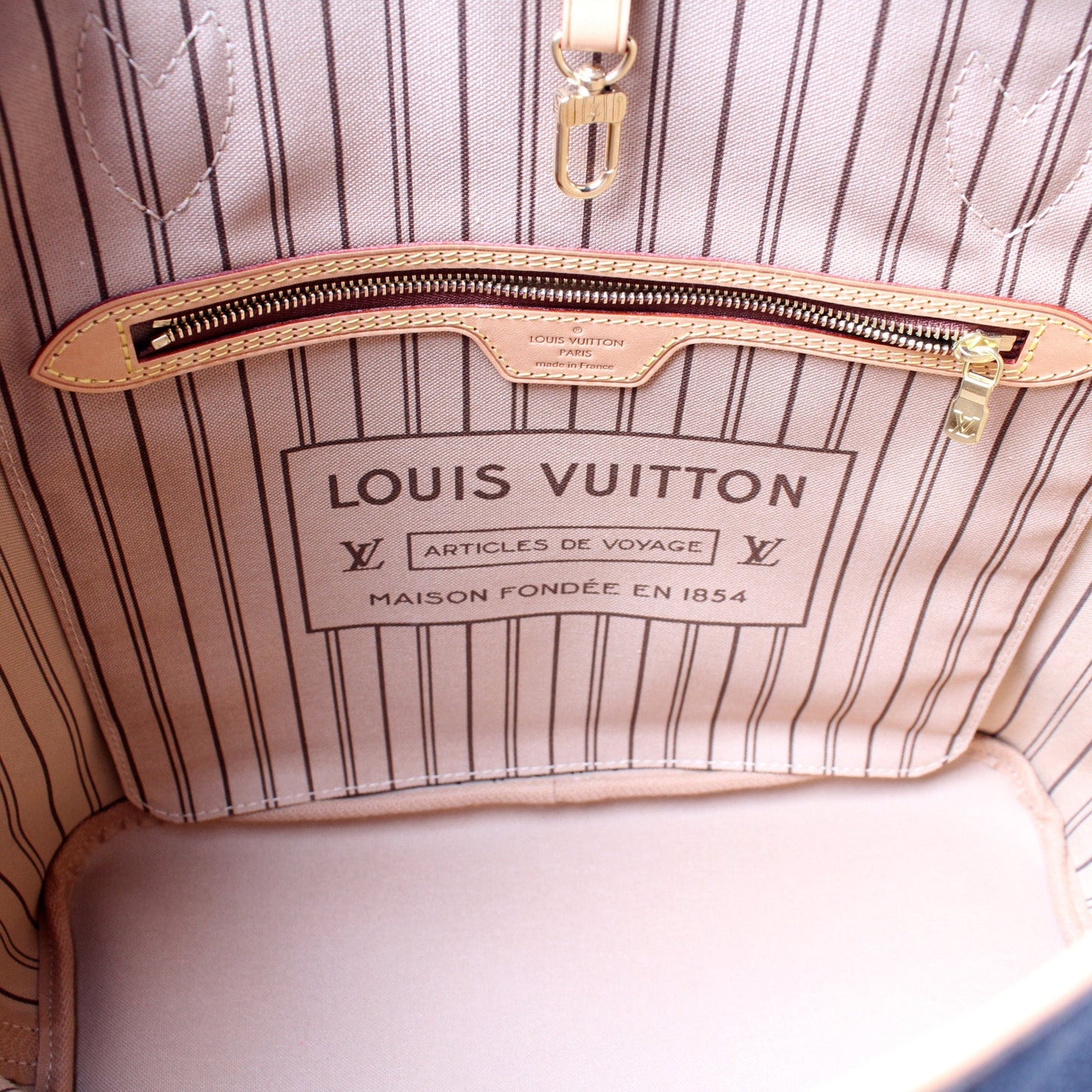 Neverfull MM Monogram