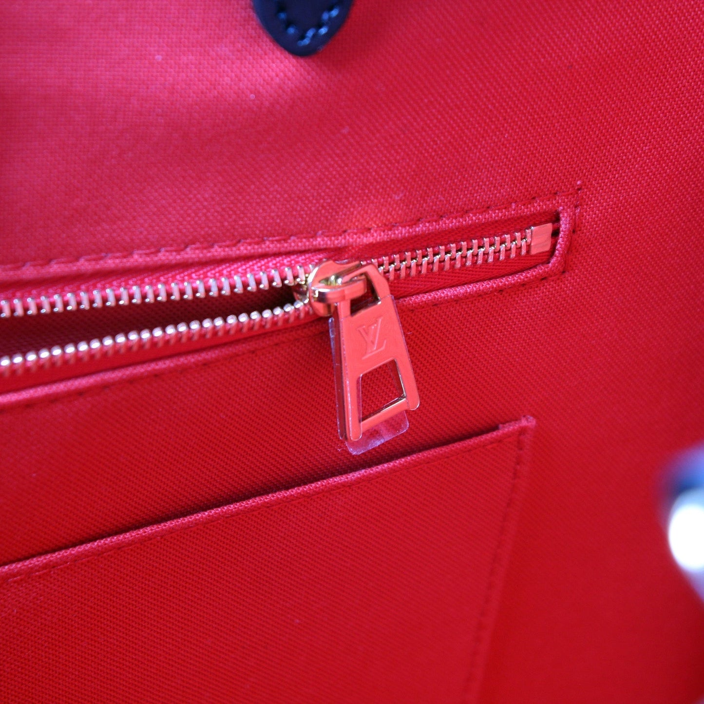 ONTHEGO GM Reverse Monogram