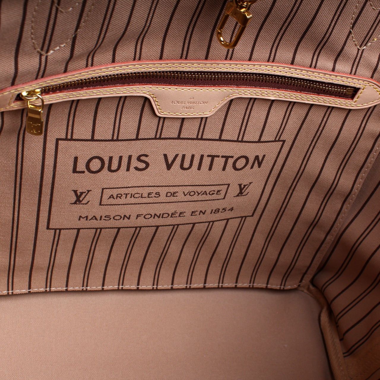 Neverfull MM W/ Wallet Monogram