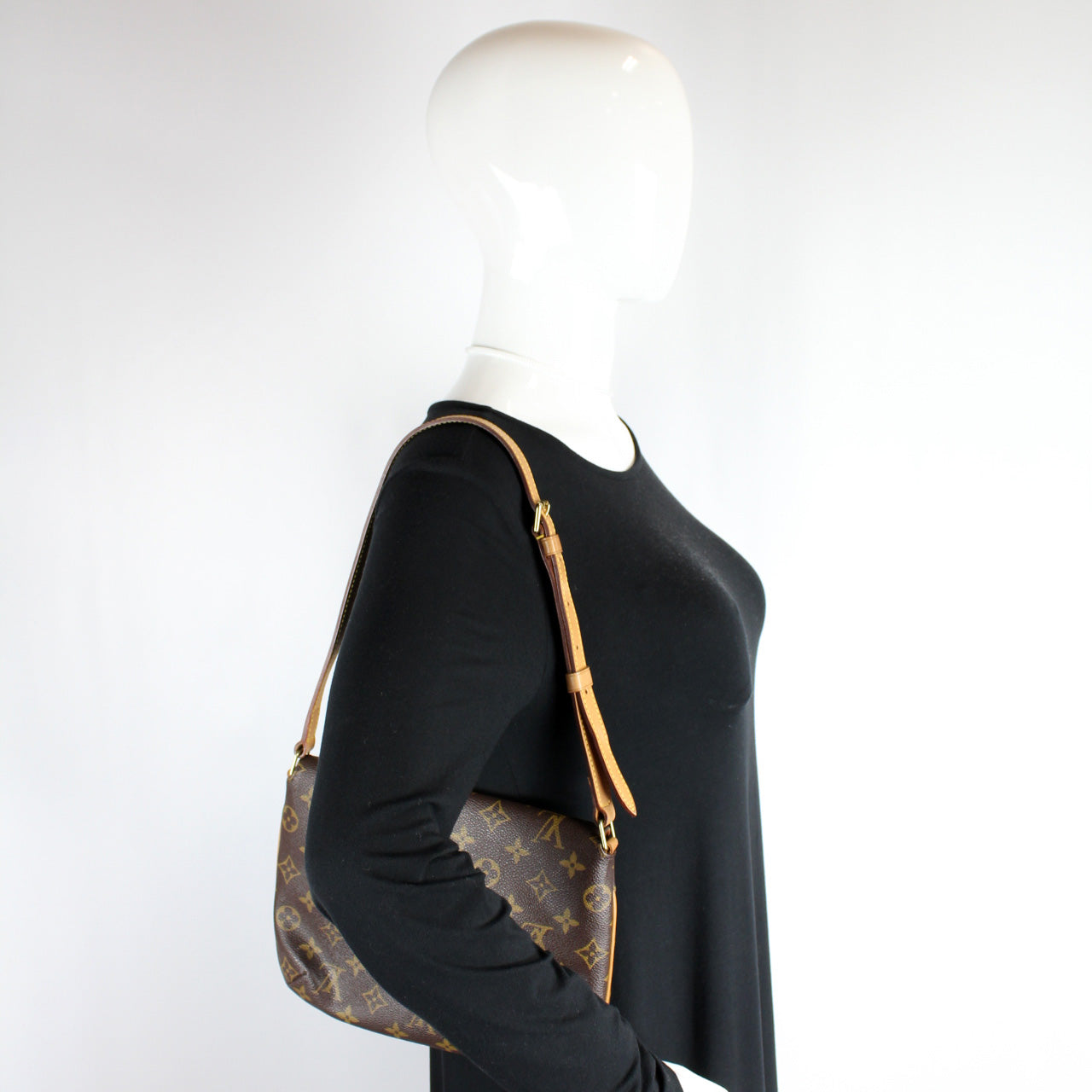 Musette Tango Short Monogram