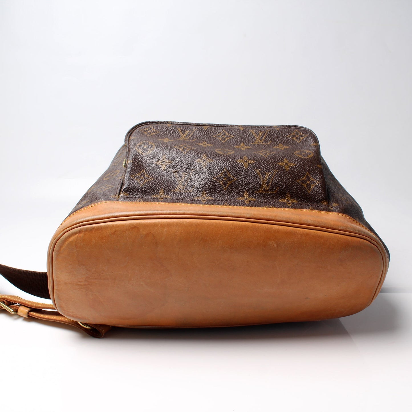 Montsouris GM Monogram