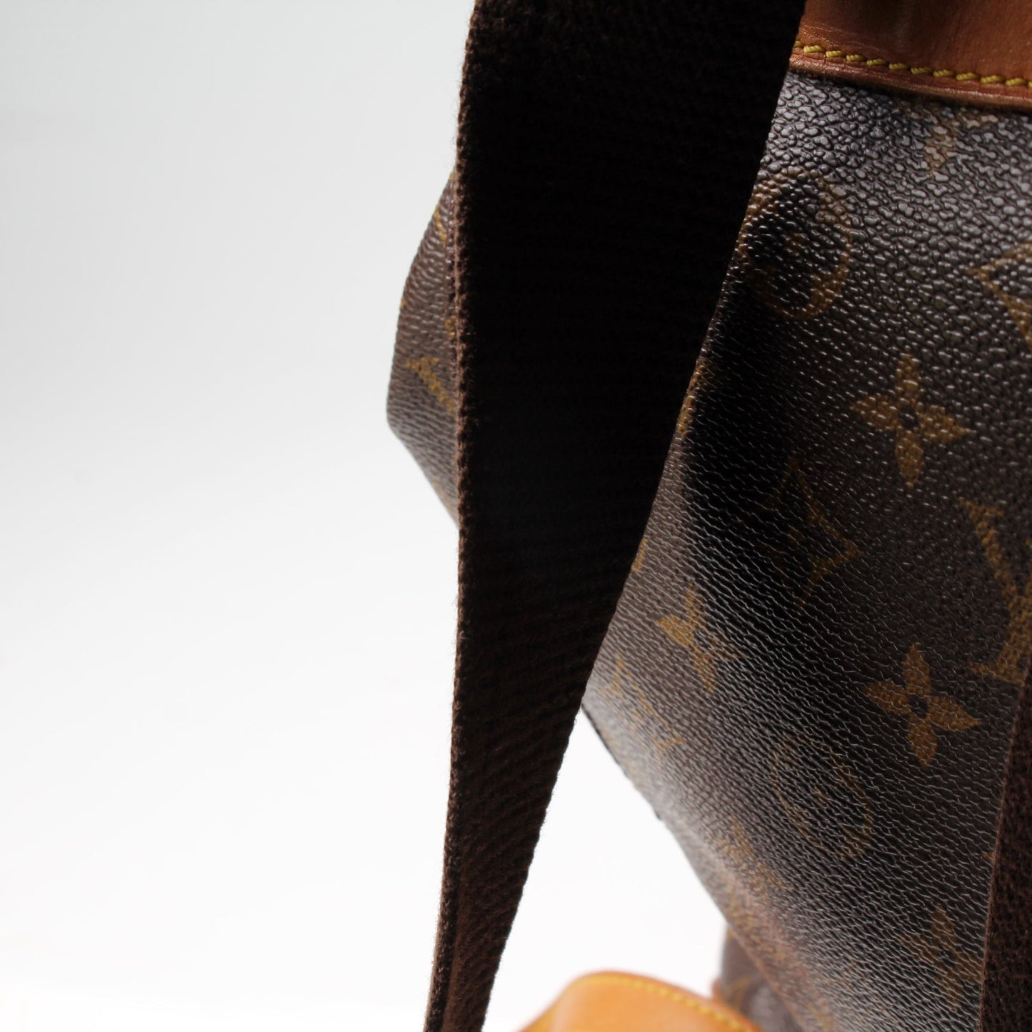 Montsouris GM Monogram