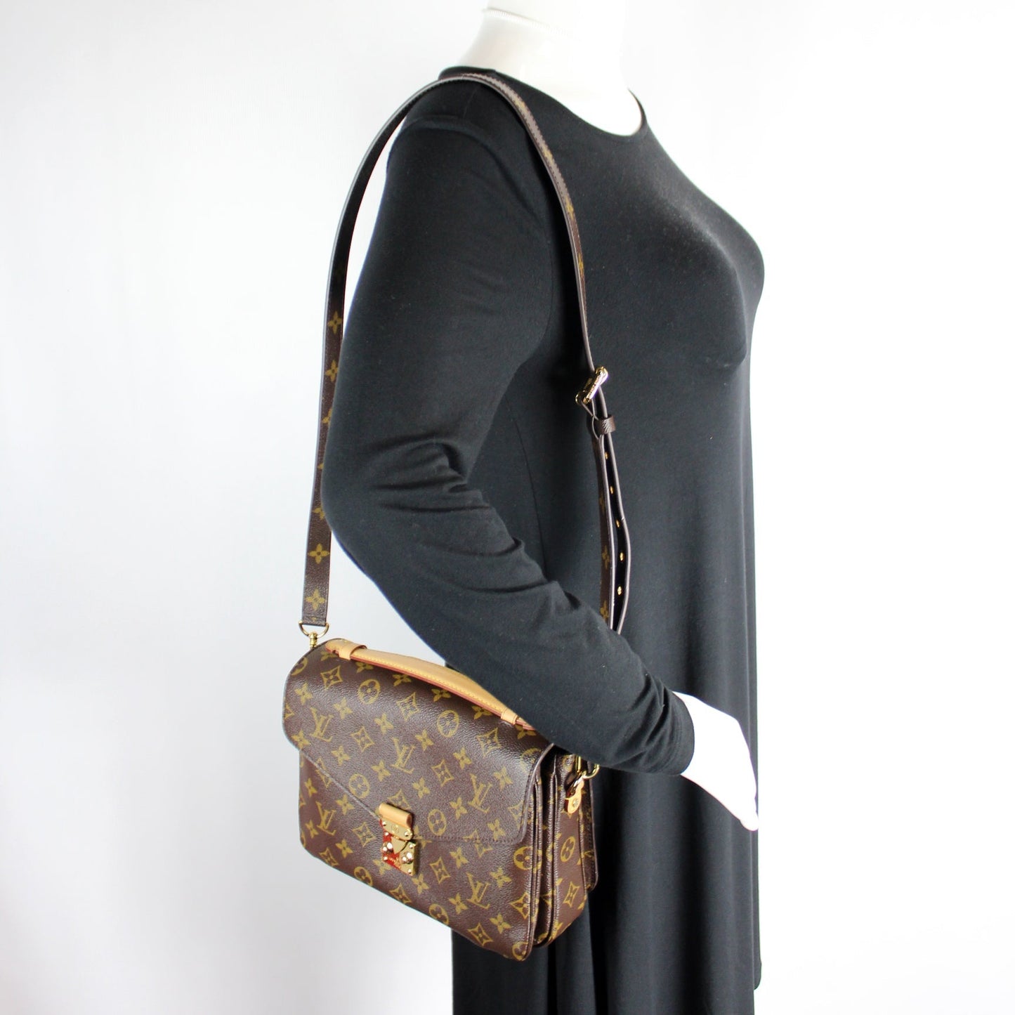 Pochette Metis Monogram