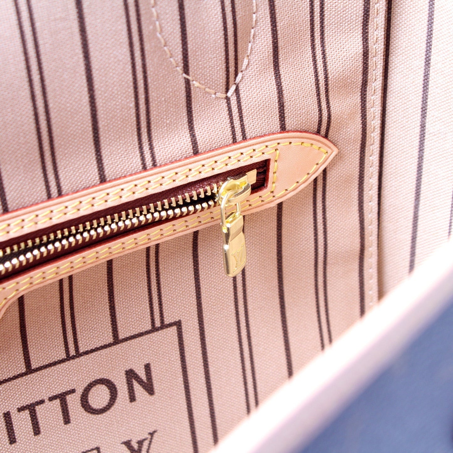 Neverfull MM Monogram